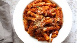Ziti al ragù napoletano