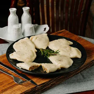 Pierogi z kapustą i grzybami