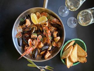 Соте з морепродуктами M (750g)