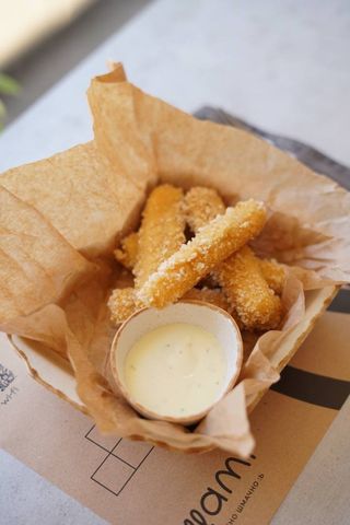 Сирні палички