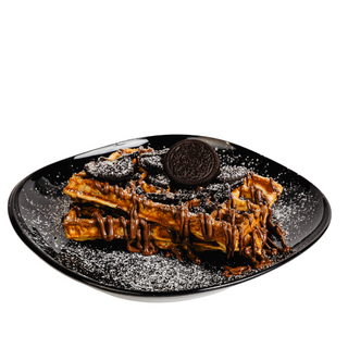Waffle de Oreo e Nutella