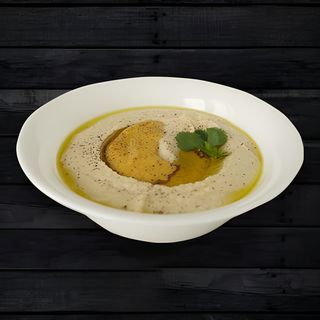 Humus cu sos ambra (sos mango aromat)