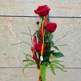 Ramo De Tres Rosas