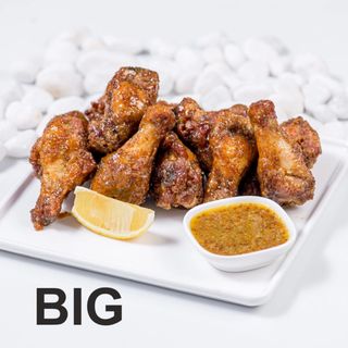 Соковиті  крильця у медово-гірчичному соусі (500г)