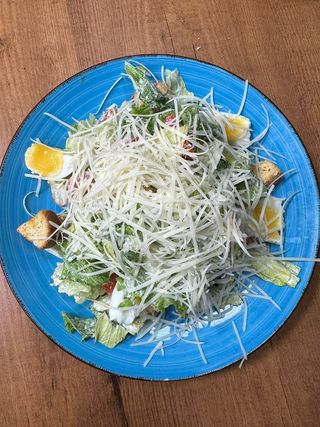 Цезарь с курицей
(0.281г)