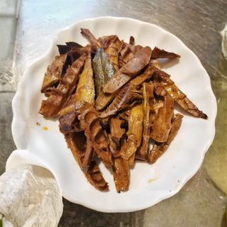 49. Bambù affumicato油焖笋