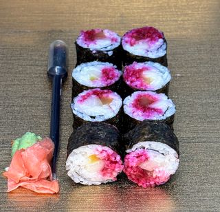 Maki 08 Pez mantequilla Wakame y Salsa miso