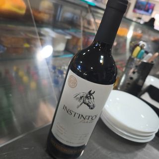 Vinho tinto garrafa