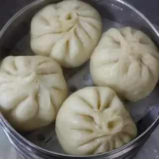D6 Pork Bun(4 Pcs Pork & Vegetable)