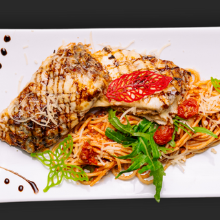 ESCALOPE DE POULET ALLA PARMIGIANA 