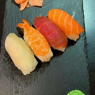 Nigiri Mixto