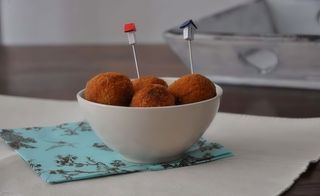 Croqueta queso Azul y Cebolla Caramelizada(4uds)