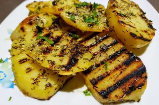 Пресни картофки на барбекю (250г)
