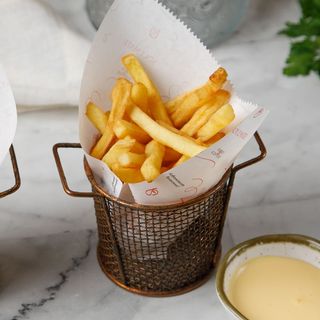 Картоп фри +ірімшік соусы/Картофель фри с сырным соусом