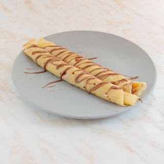 Palačinke sa plazmom u mleku i kremom