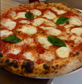 Margherita D.O.P a rot' e carrett'