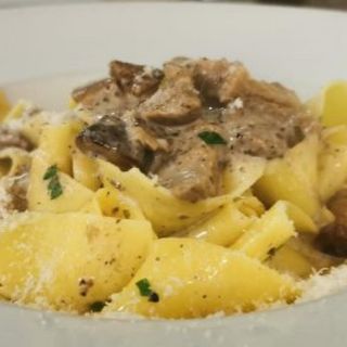 Pappardelle con funghi e tartufo