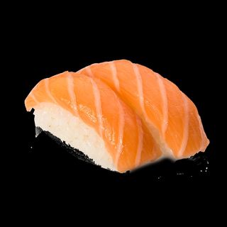 70 NIGIRI SAKE 2pz