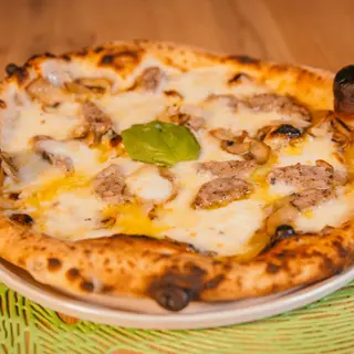 Pizza Salsiccia