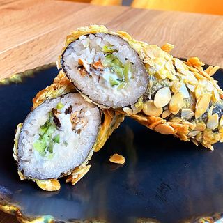 Hand roll мигдалевий з мідією 340г