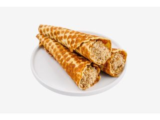 Vafe dulci crocante cu cremă și nuci