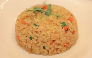 256. Riso saltato con verdure