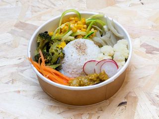 Curry vegan salad - gluten free