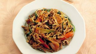 Manzo con germogli di soia