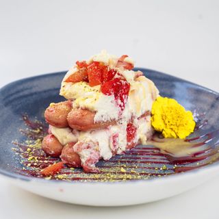 TIRAMISU FRESA CON CHOCOLATE BLANCO