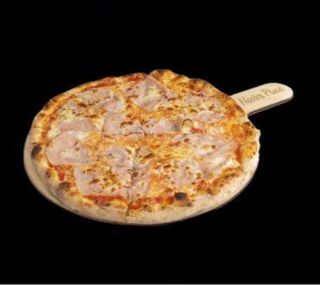 Pizza Vesuvio 31cm + Coca Cola 0.33l