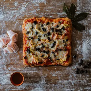 La QuattroLati Capricciosa