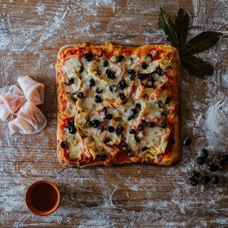 La QuattroLati Capricciosa