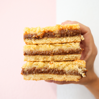 Cuadrado de Coco y Dulce de Leche