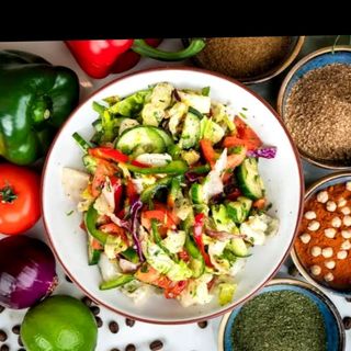 Salata mixta libaneza