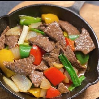 Manzo alla piastra con verdure 