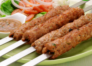 Plato seekh kebab