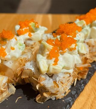 Рол Боніто з гребінцем (240г/8шт)