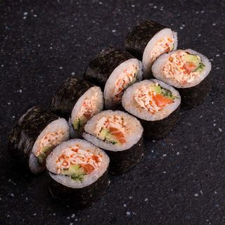 Футомак з крабом та лососем, авокадо