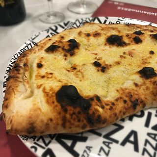 Pizza and sandwich viande hachée