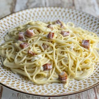 Espaguettis A La Carbonara