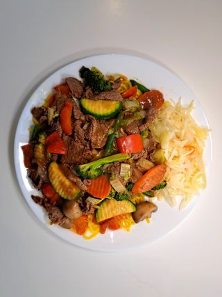 Makaron jajeczny z wołowiną