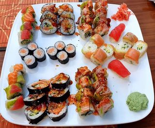 Салмон-Туна сет (52бр-1150г)