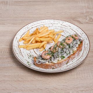 Gulas Con Gambas Y Alioli