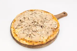 Capricciosa sa piletinom pizza
