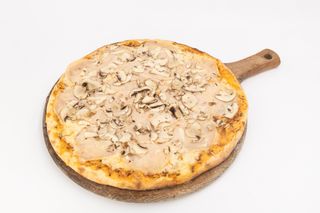 Capricciosa sa piletinom pizza