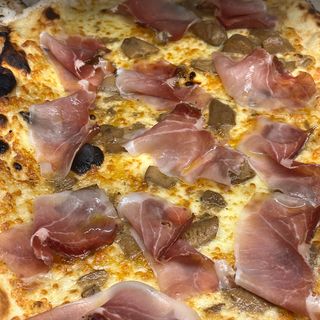 Speck, Porcini e Scamorza