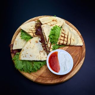 Кесадилья с курицей (6 шт.)