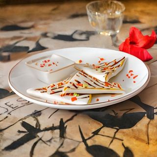 Kesadilja sa piletinom i mocarelom 450g