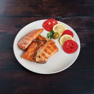 Filet lososa na žaru