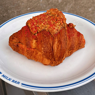 КРУАСАН ФІСТАШКА-МАЛИНА (160 г)